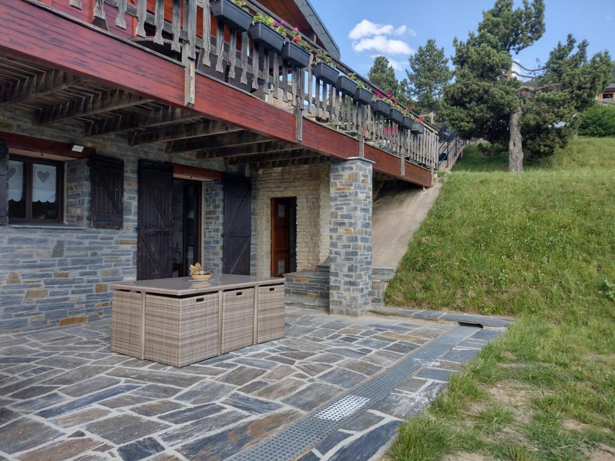 Bas De Chalet Noemae Eyne Exteriör bild