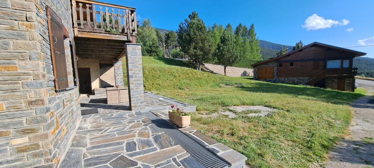 Bas De Chalet Noemae Eyne Exteriör bild
