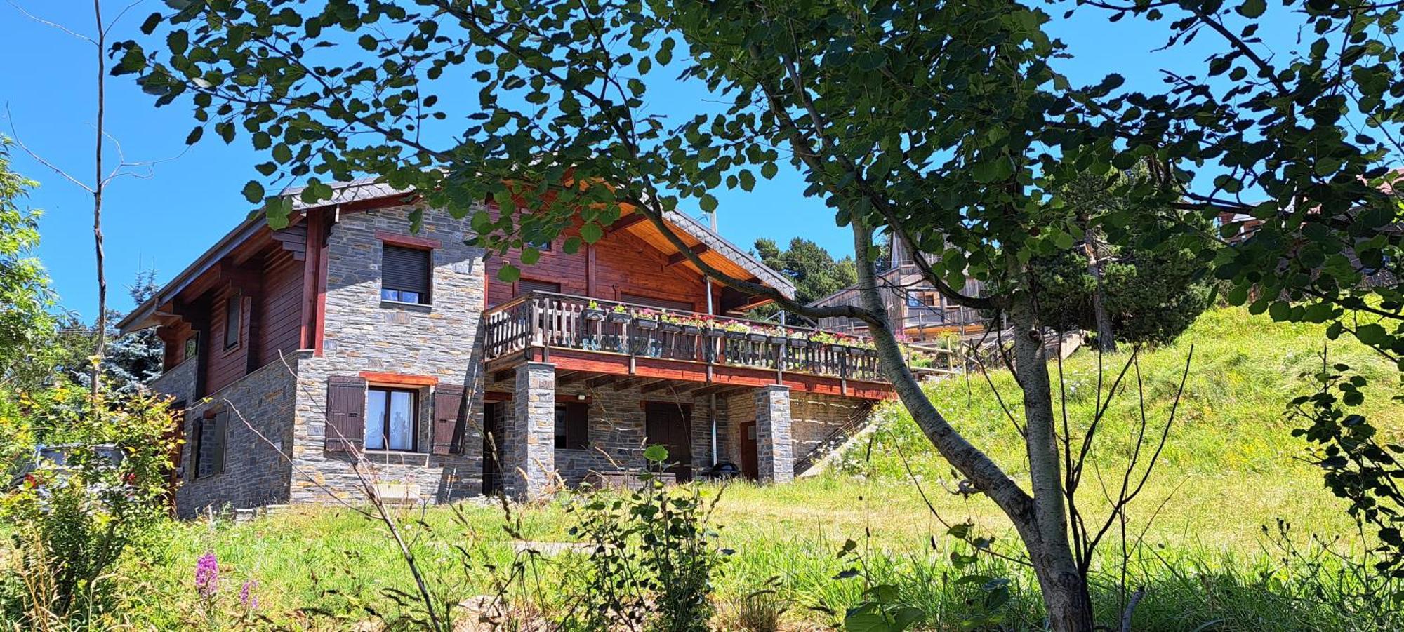 Bas De Chalet Noemae Eyne Exteriör bild